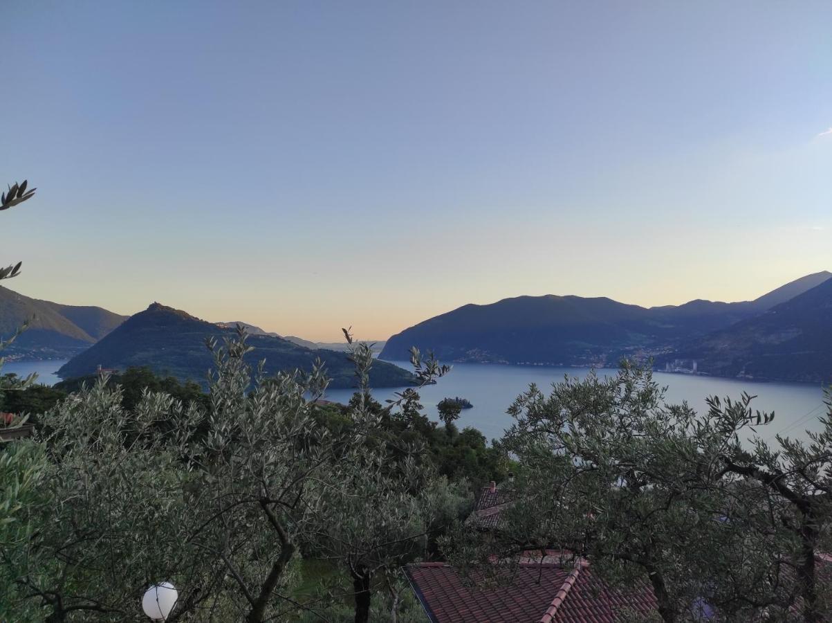 Casadolcelago Marone Villa Con Giardino Vista Lago Private Parking Exterior foto