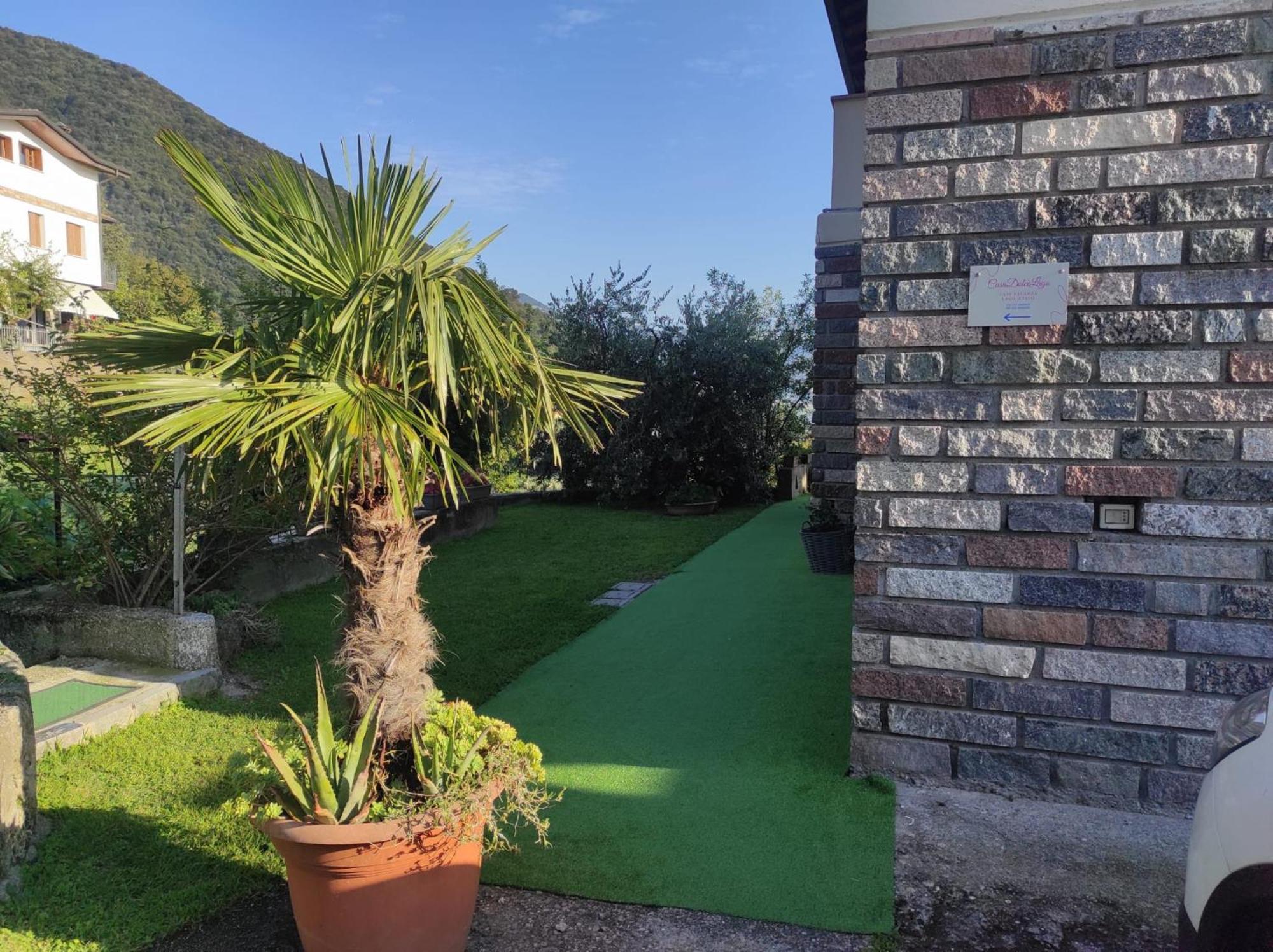 Casadolcelago Marone Villa Con Giardino Vista Lago Private Parking Exterior foto